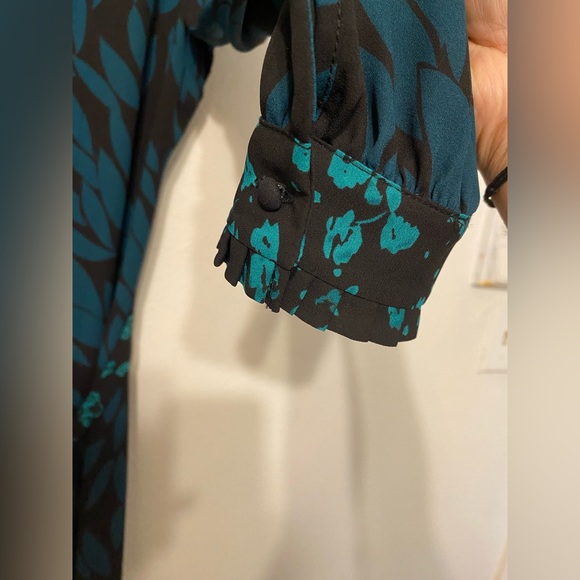 Cabi Women's Autumn Green Floral Button Dress Medium - Picture 11 of 16